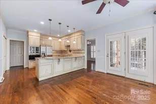 5922 Sharon Hills Rd, Charlotte, NC 28210 - Photo 15