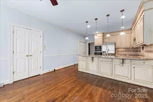 5922 Sharon Hills Rd, Charlotte, NC 28210 - Photo 13