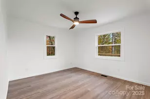 201 Cedarview Dr, Asheville, NC 28803 - Photo 23