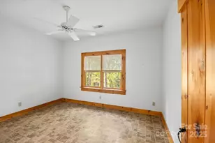 447 Cherokee Cir, Tryon, NC 28782 - Photo 21