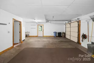 447 Cherokee Cir, Tryon, NC 28782 - Photo 33