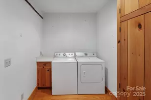 447 Cherokee Cir, Tryon, NC 28782 - Photo 31