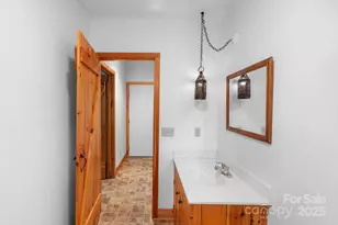 447 Cherokee Cir, Tryon, NC 28782 - Photo 29