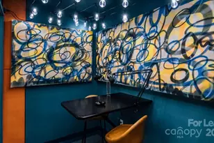 650 E Brooklyn Vlg Ave, Charlotte, NC 28202 - Photo 11