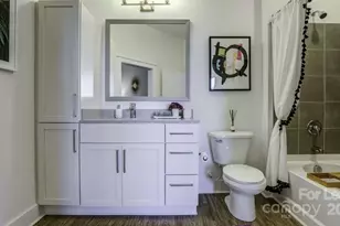 650 E Brooklyn Vlg Ave, Charlotte, NC 28202 - Photo 35