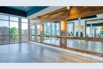 650 E Brooklyn Village Avenue #B1, Charlotte, NC 28202 - Photo 21