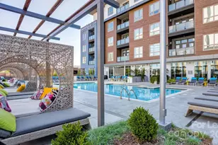 650 E Brooklyn Vlg Ave, Charlotte, NC 28202 - Photo 3