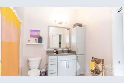 650 E Brooklyn Village Avenue #B3, Charlotte, NC 28202 - Photo 43