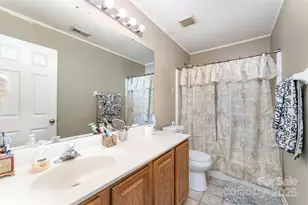 8022 Bristle Ln, Charlotte, NC 28214 - Photo 19