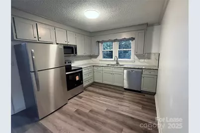 9225 Moores Chapel Road, Charlotte, NC 28214 - Photo 5