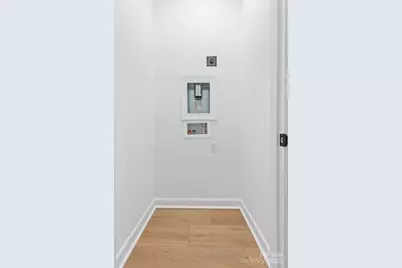 3948 Hager Drive, Charlotte, NC 28208 - Photo 15