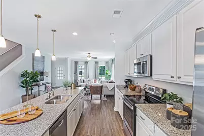 1632 Piper Creek Avenue, Newton, NC 28658 - Photo 3