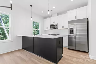 3944 Hager Drive, Charlotte, NC 28208 - Photo 5