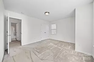 2811 Berry Creek Rd, Charlotte, NC 28214 - Photo 13