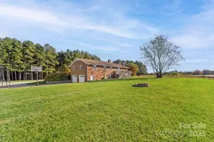 1418 E Memorial Hwy, Harmony, NC 28634 - Photo 33