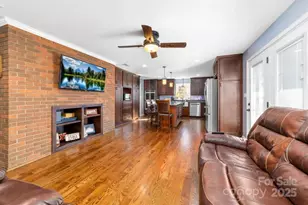 1418 E Memorial Hwy, Harmony, NC 28634 - Photo 15