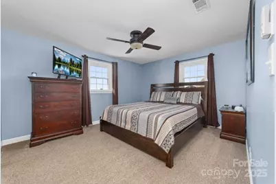 1418 E Memorial Highway, Harmony, NC 28634 - Photo 17