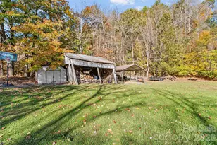 136 Roaring Spout Ln, Burnsville, NC 28714 - Photo 29