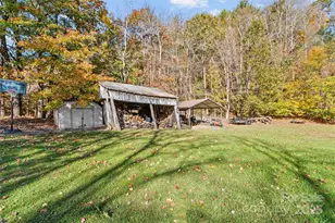 136 Roaring Spout Ln, Burnsville, NC 28714 - Photo 29