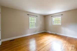 1874 Ballard Dr, Gastonia, NC 28054 - Photo 9