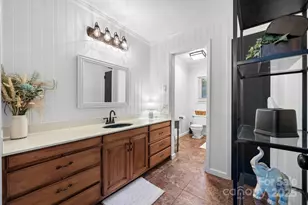 807 15th St NW, Conover, NC 28613 - Photo 15