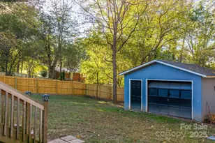 807 15th St NW, Conover, NC 28613 - Photo 31