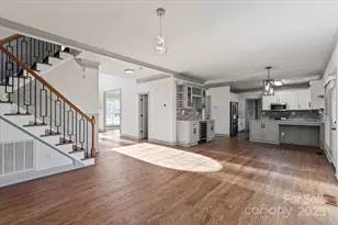 11809 Farnborough Rd, Huntersville, NC 28078 - Photo 9