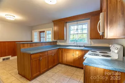 210 Lynch Street, Rutherfordton, NC 28139 - Photo 21