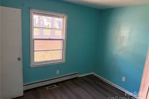 828 Tennyson Dr, Charlotte, NC 28208 - Photo 13