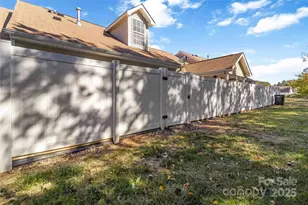 1911 Sandal Brook Rd, Fort Mill, SC 29707 - Photo 27