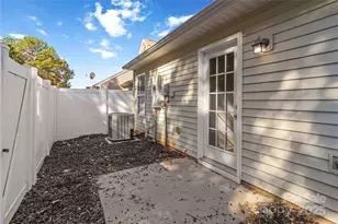 1911 Sandal Brook Rd, Fort Mill, SC 29707 - Photo 23