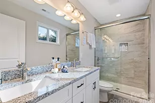 687 Holtzclaw Rd, Canton, NC 28716 - Photo 17