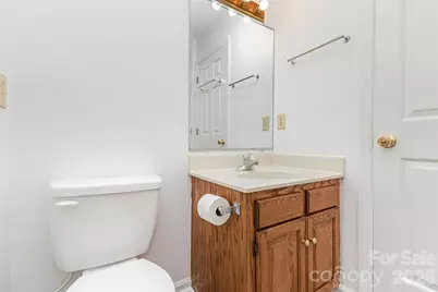 570 29th Avenue Drive NW, Hickory, NC 28601 - Photo 23