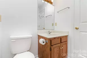 570 29th Ave Dr NW, Hickory, NC 28601 - Photo 23