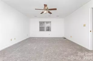 570 29th Ave Dr NW, Hickory, NC 28601 - Photo 25