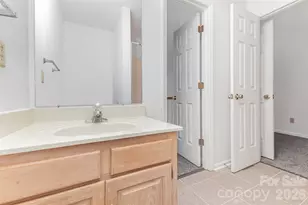 570 29th Ave Dr NW, Hickory, NC 28601 - Photo 13