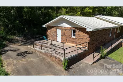 208 Murdock Road, Bakersville, NC 28705 - Photo 35