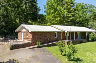 208 Murdock Rd, Bakersville, NC 28705 - Photo 41
