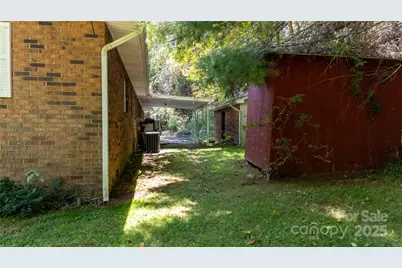 208 Murdock Road, Bakersville, NC 28705 - Photo 35