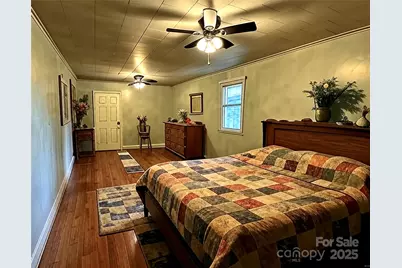 208 Murdock Road, Bakersville, NC 28705 - Photo 13