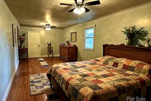 208 Murdock Rd, Bakersville, NC 28705 - Photo 13