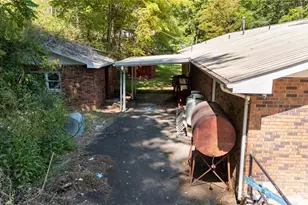 208 Murdock Rd, Bakersville, NC 28705 - Photo 33