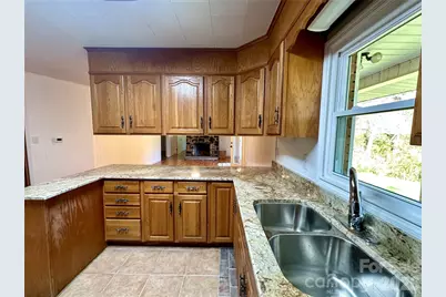 208 Murdock Road, Bakersville, NC 28705 - Photo 5