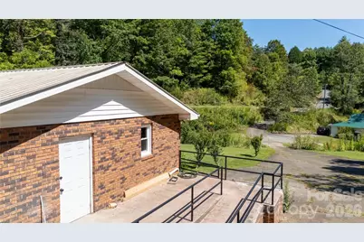 208 Murdock Road, Bakersville, NC 28705 - Photo 33