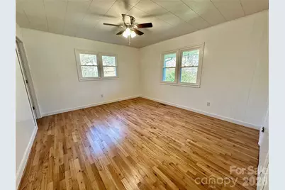 208 Murdock Road, Bakersville, NC 28705 - Photo 21