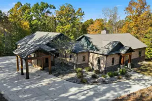 1421 Saratoga Woods Dr, Waxhaw, NC 28173 - Photo 3