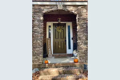 5001 Ardenwoods Drive, Charlotte, NC 28215 - Photo 3