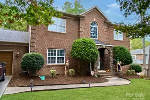 5001 Ardenwoods Dr, Charlotte, NC 28215 - Photo 1