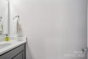 2242 Electric Ln, Charlotte, NC 28205 - Photo 29