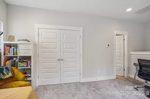 2242 Electric Ln, Charlotte, NC 28205 - Photo 27